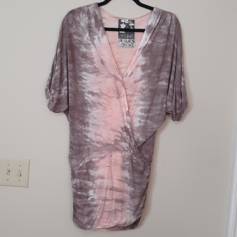 Young, Fabulous & Broke Ombre Top